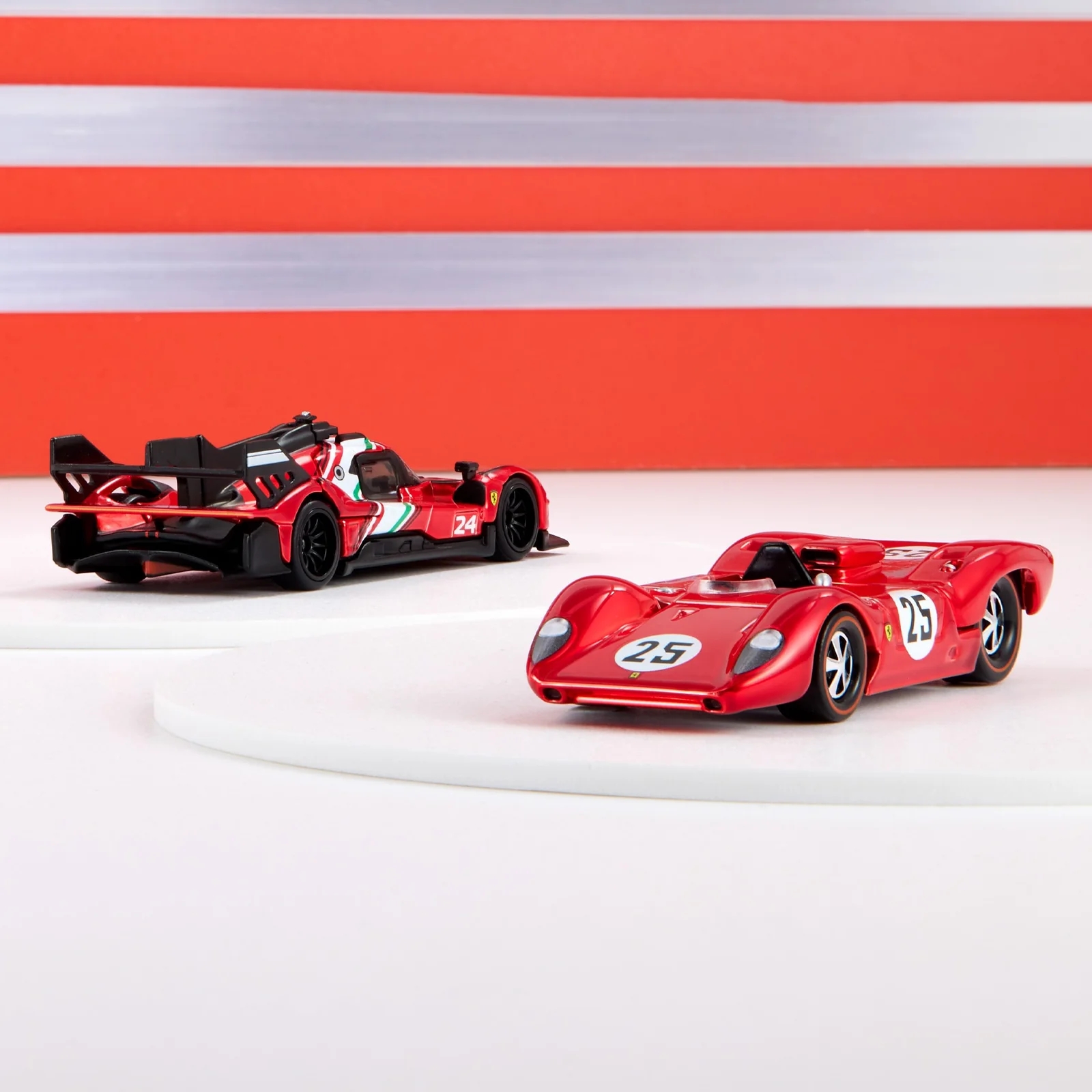 Hot Wheels x Ferrari Heritage Collectible Set - TOYKO