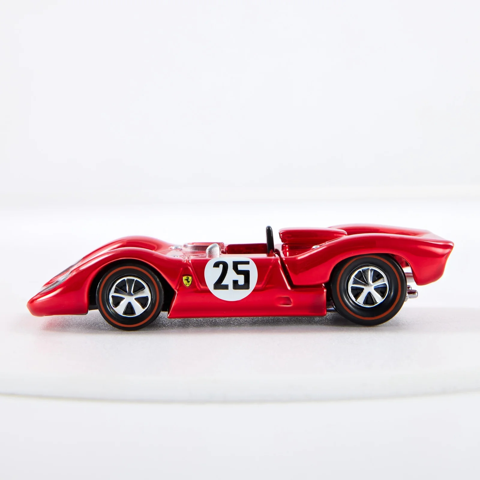 Hot Wheels x Ferrari Heritage Collectible Set - TOYKO